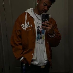 Meet your Posher, James